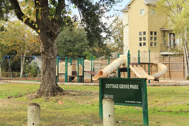 $3,100 | 5749 Larkin Street, Houston, TX 77007