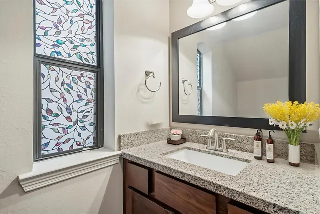 $3,100 | 5749 Larkin Street, Houston, TX 77007