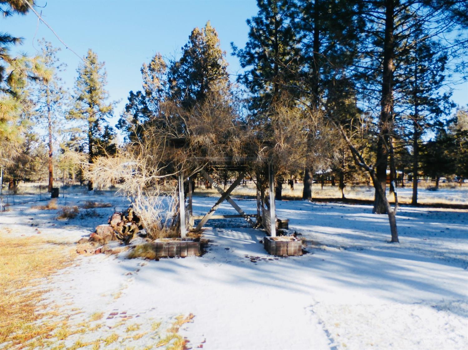 67200 Harrington Loop Road Bend, OR 97703 - Photo 13 of 22 Additional Photo