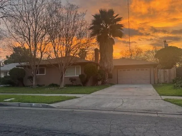 $315,000 | 2720 Glen Avenue, Merced, CA 95340