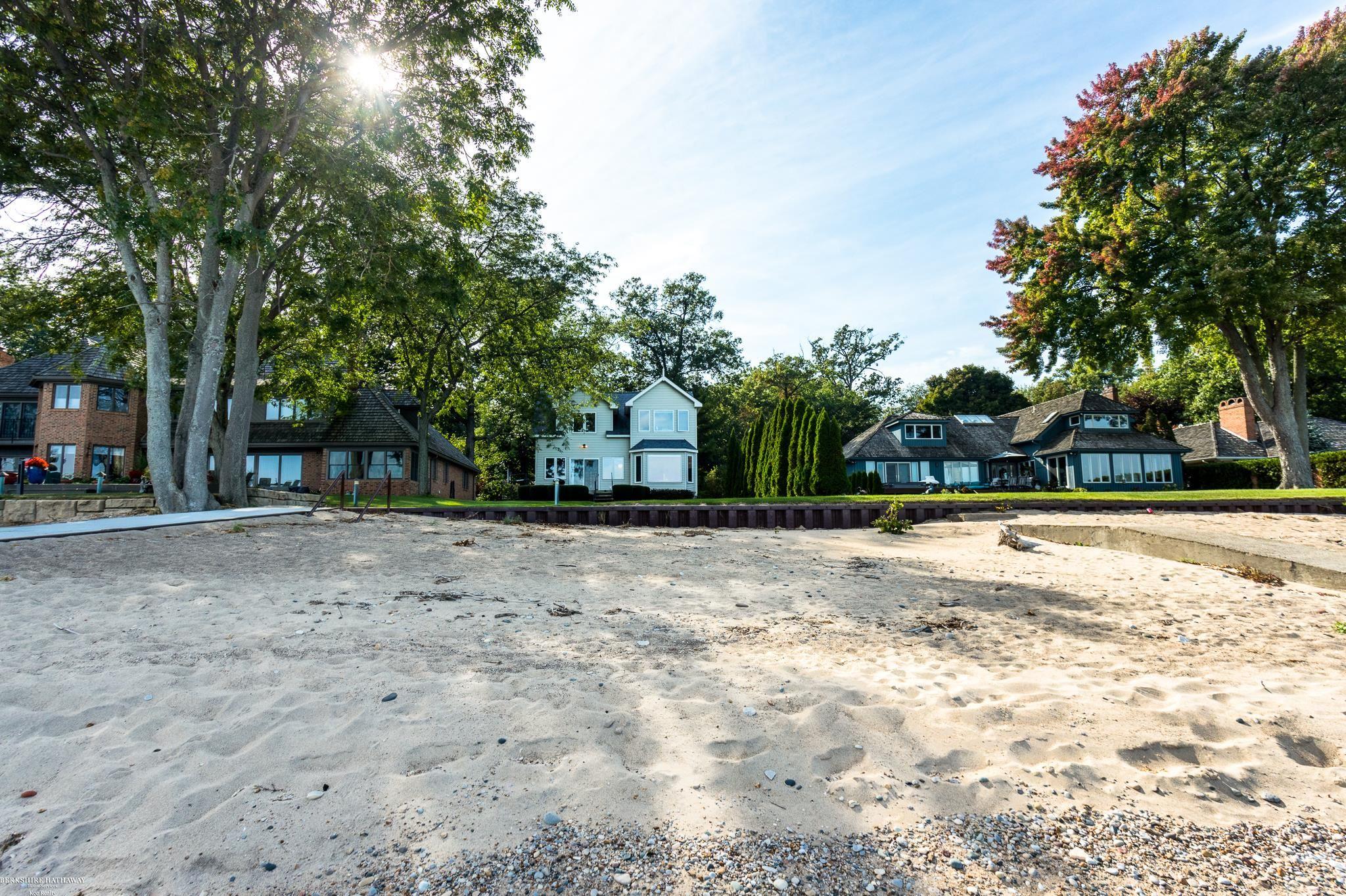 4860 Lakeshore Road Fort Gratiot, MI 48059 - Photo 42 of 51 50092300-41.JPG