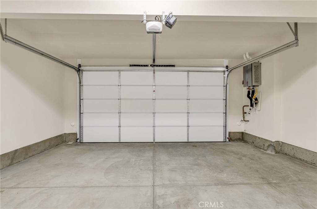 260 Sash Irvine, CA 92618 - Photo 12 of 14