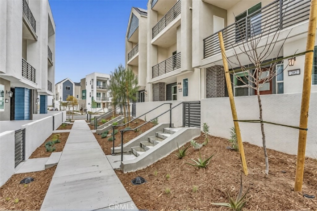 260 Sash Irvine, CA 92618 - Photo 14 of 14