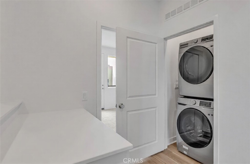 260 Sash Irvine, CA 92618 - Photo 8 of 14