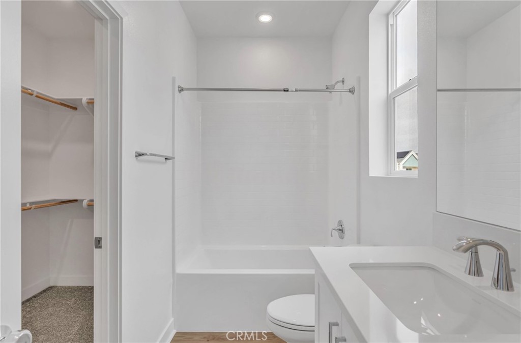 260 Sash Irvine, CA 92618 - Photo 9 of 14