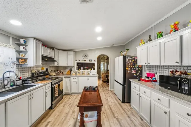 $274,990 | 306 Evandee Court, Kissimmee, FL 34758