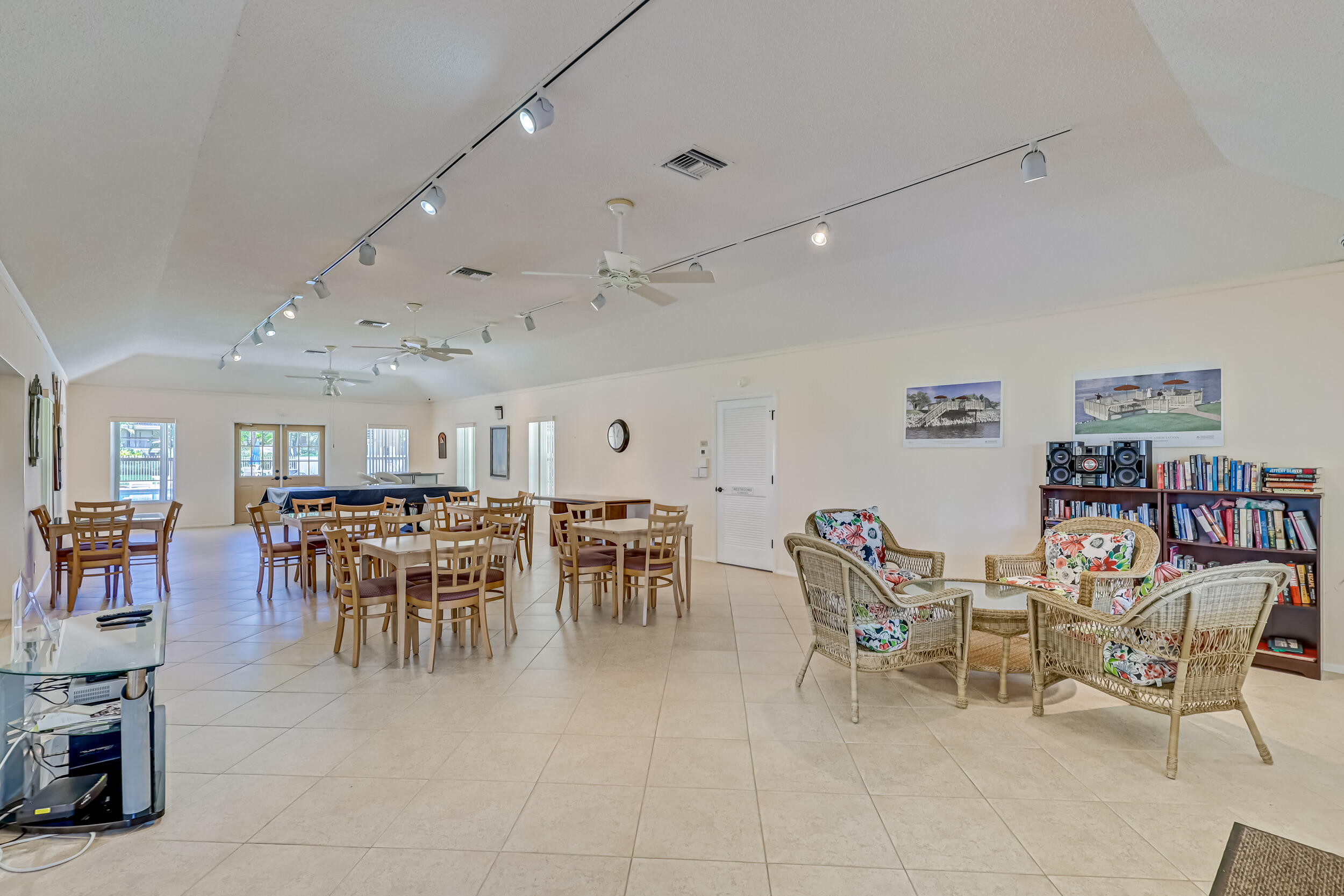 304 Golfview Road, Unit PH7 North Palm Beach, FL 33408 - Photo 33 of 48 44_54_5d1a6072