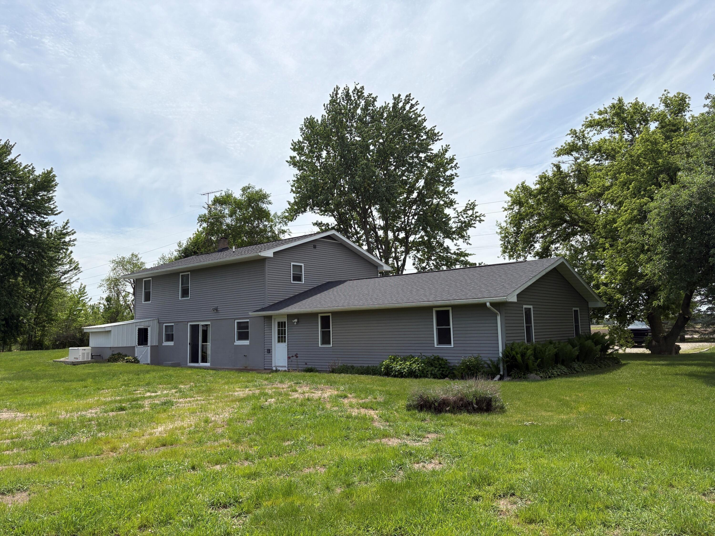 653 7th Street Plainwell, MI 49080 - Photo 17 of 38 17