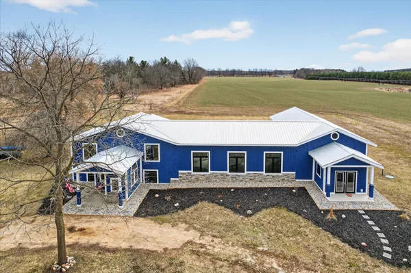 $575,000 | 6130 Arbogast Road, Howard City, MI 49329