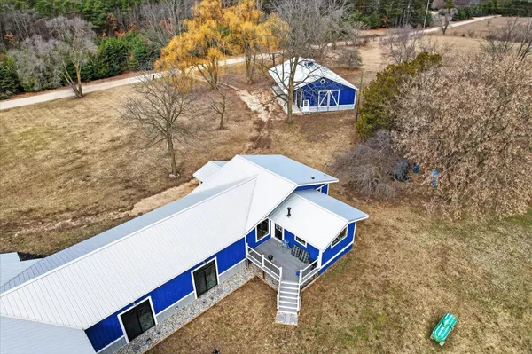 $575,000 | 6130 Arbogast Road, Howard City, MI 49329