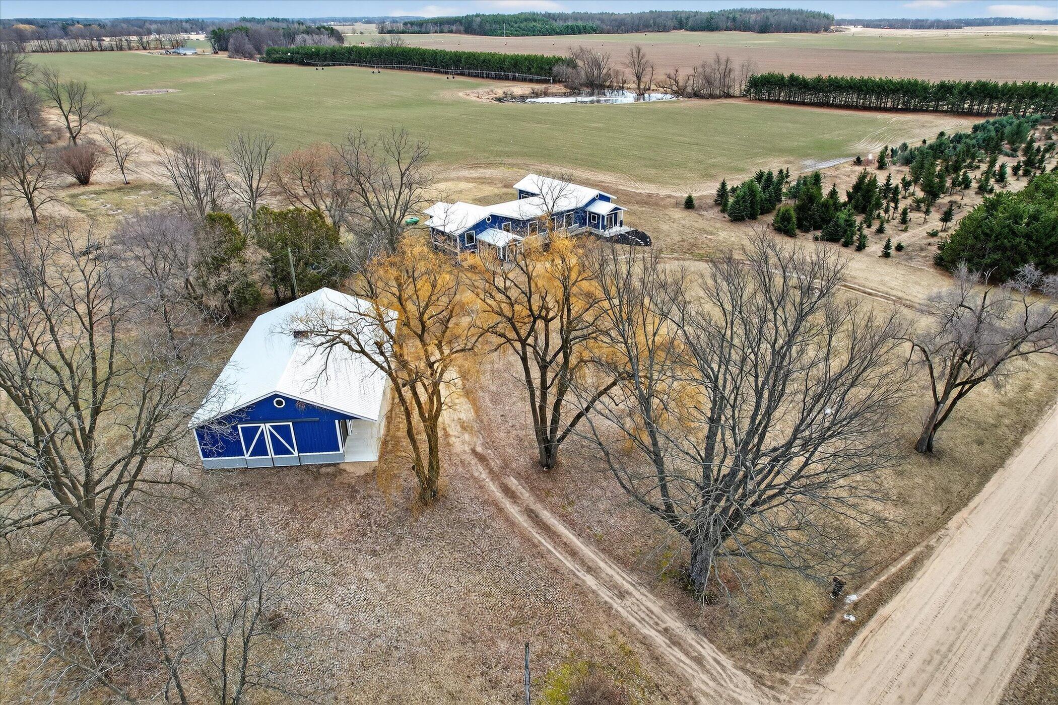 6130 Arbogast Road Howard City, MI 49329 - Photo 52 of 60 53-6130-Arbogast-Rd-WindowStill