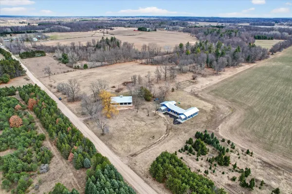 $575,000 | 6130 Arbogast Road, Howard City, MI 49329