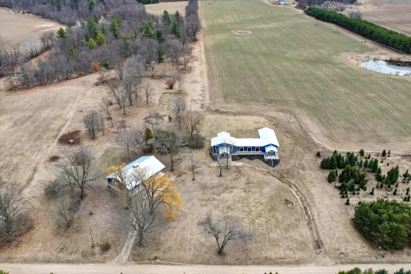 $575,000 | 6130 Arbogast Road, Howard City, MI 49329