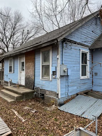 $19,500 | 830 South G Street, Arkansas City, KS 67005