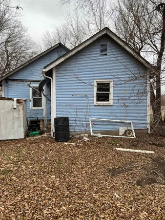 $19,500 | 830 South G Street, Arkansas City, KS 67005