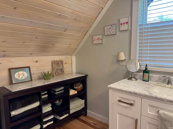 $659,900 | 299 Spring Haven Road, Mitchell, IN 47446