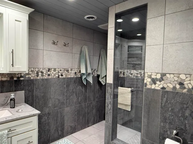 $659,900 | 299 Spring Haven Road, Mitchell, IN 47446