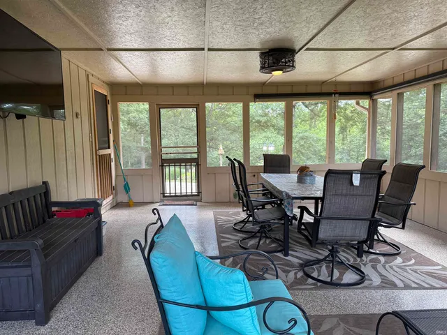 $659,900 | 299 Spring Haven Road, Mitchell, IN 47446