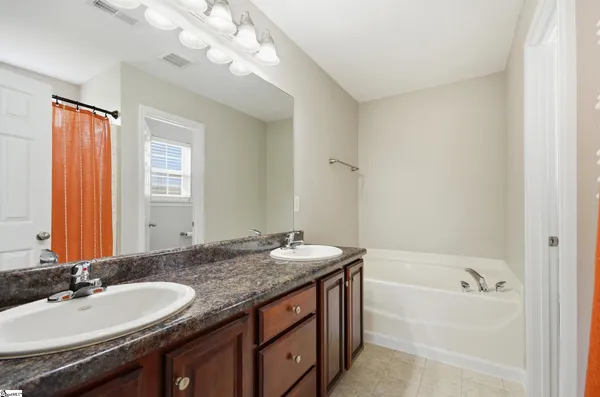 $315,000 | 935 Echo Ridge Drive, Duncan, SC 29334