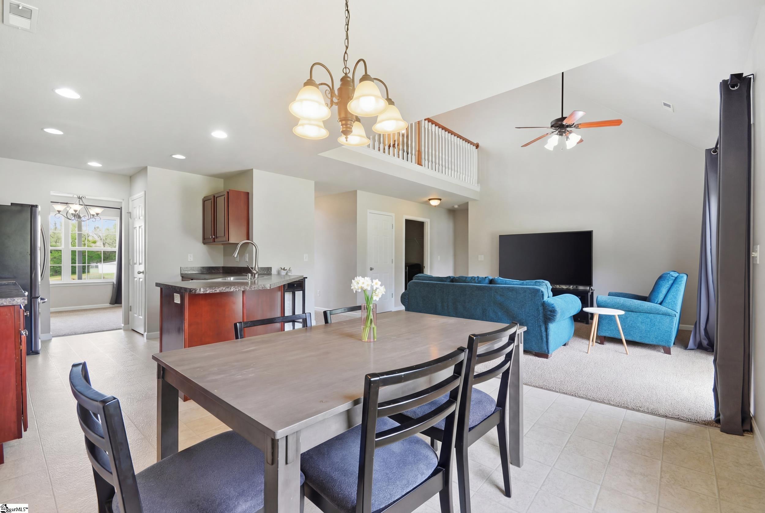 935 Echo Ridge Drive Duncan, SC 29334 - Photo 8 of 37