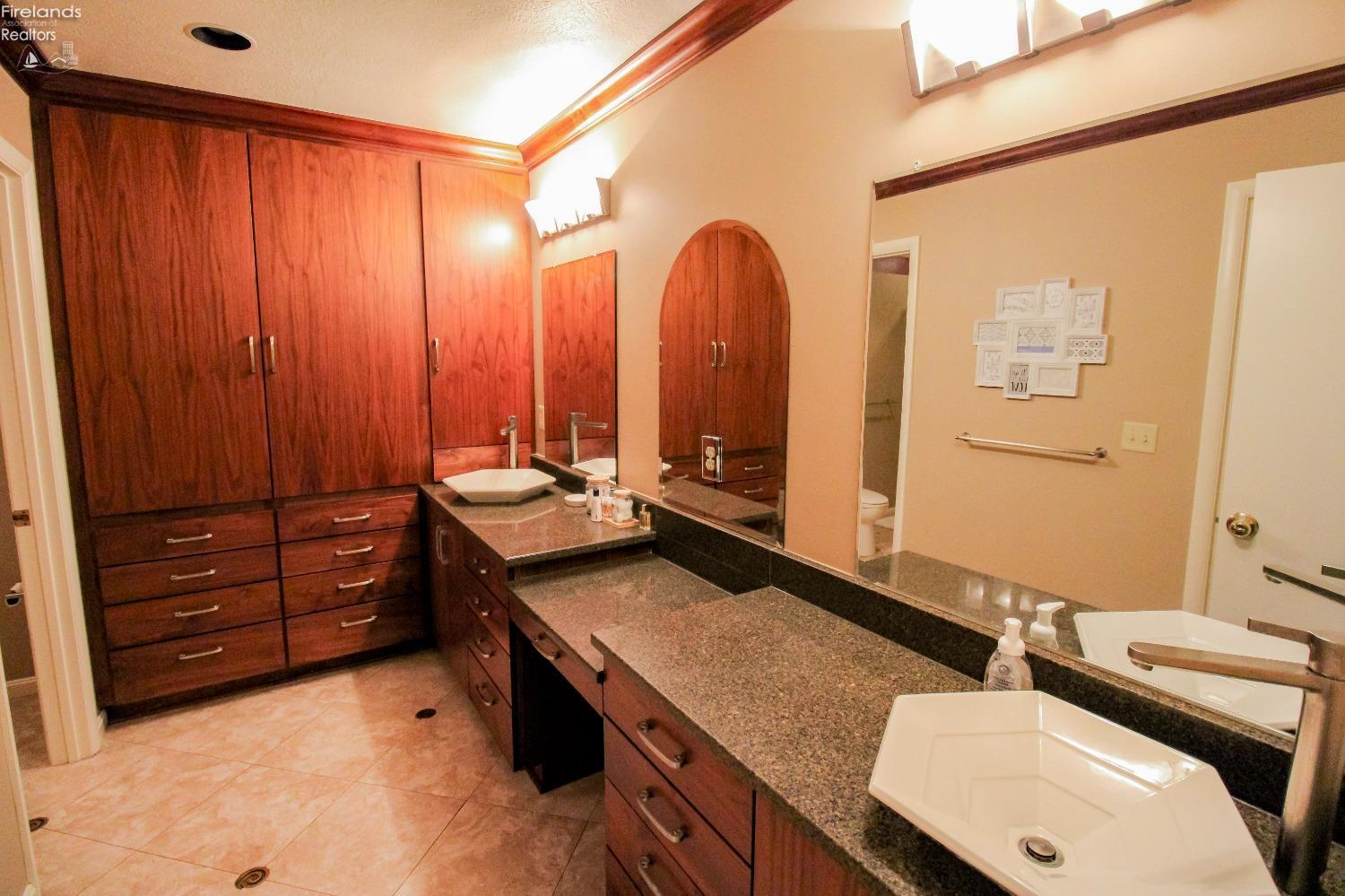 2208 Hull Road Sandusky, OH 44870 - Photo 61 of 85 Gallery Image 61