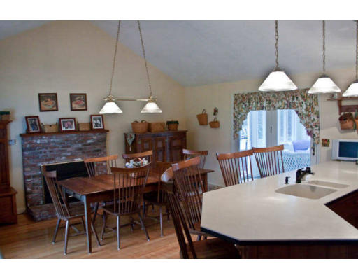 39 Old Homestead Road Groton, MA 01450 - Photo 5 of 18