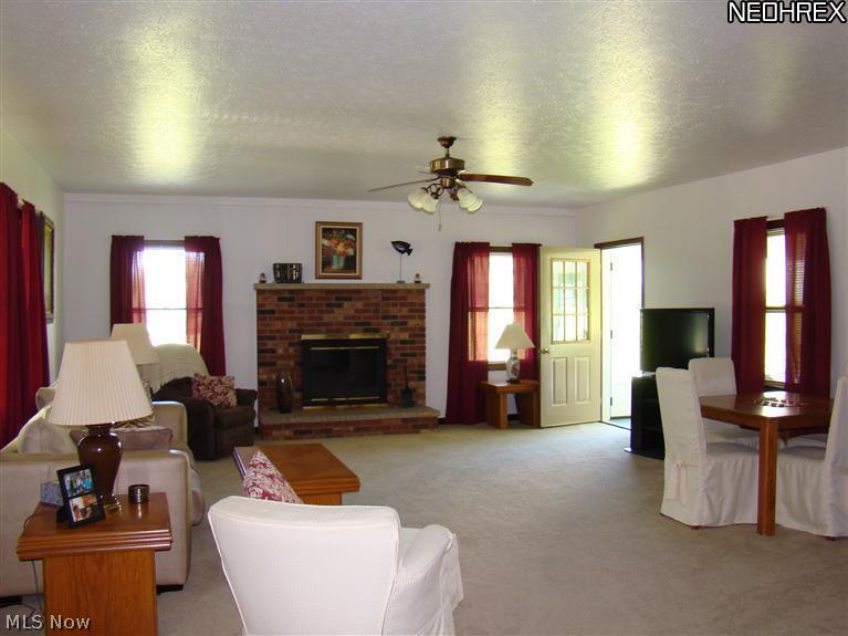 12891 Ravenna Road Chardon, OH 44024 - Photo 8 of 25