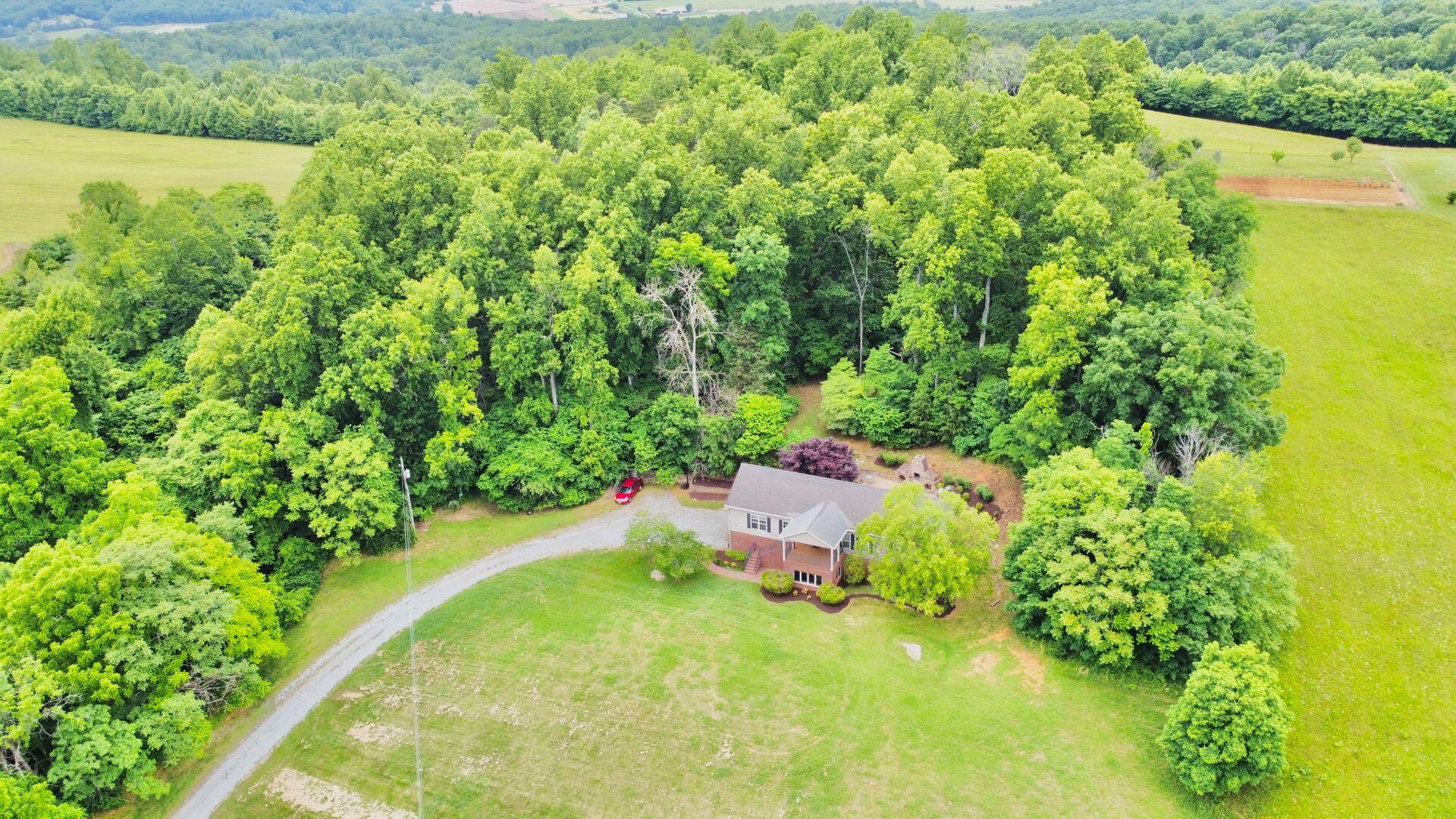 3171 Springwood Road Fincastle, VA 24090 - Photo 77 of 85 79