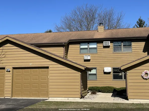 $219,900 | 1115 Daniel Court, Unit 42, Neenah, WI 54956