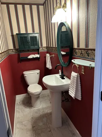 $229,900 | 1115 Daniel Court, Unit 42, Neenah, WI 54956