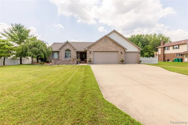 $525,000 | 38575 Barth Street, Romulus, MI 48174