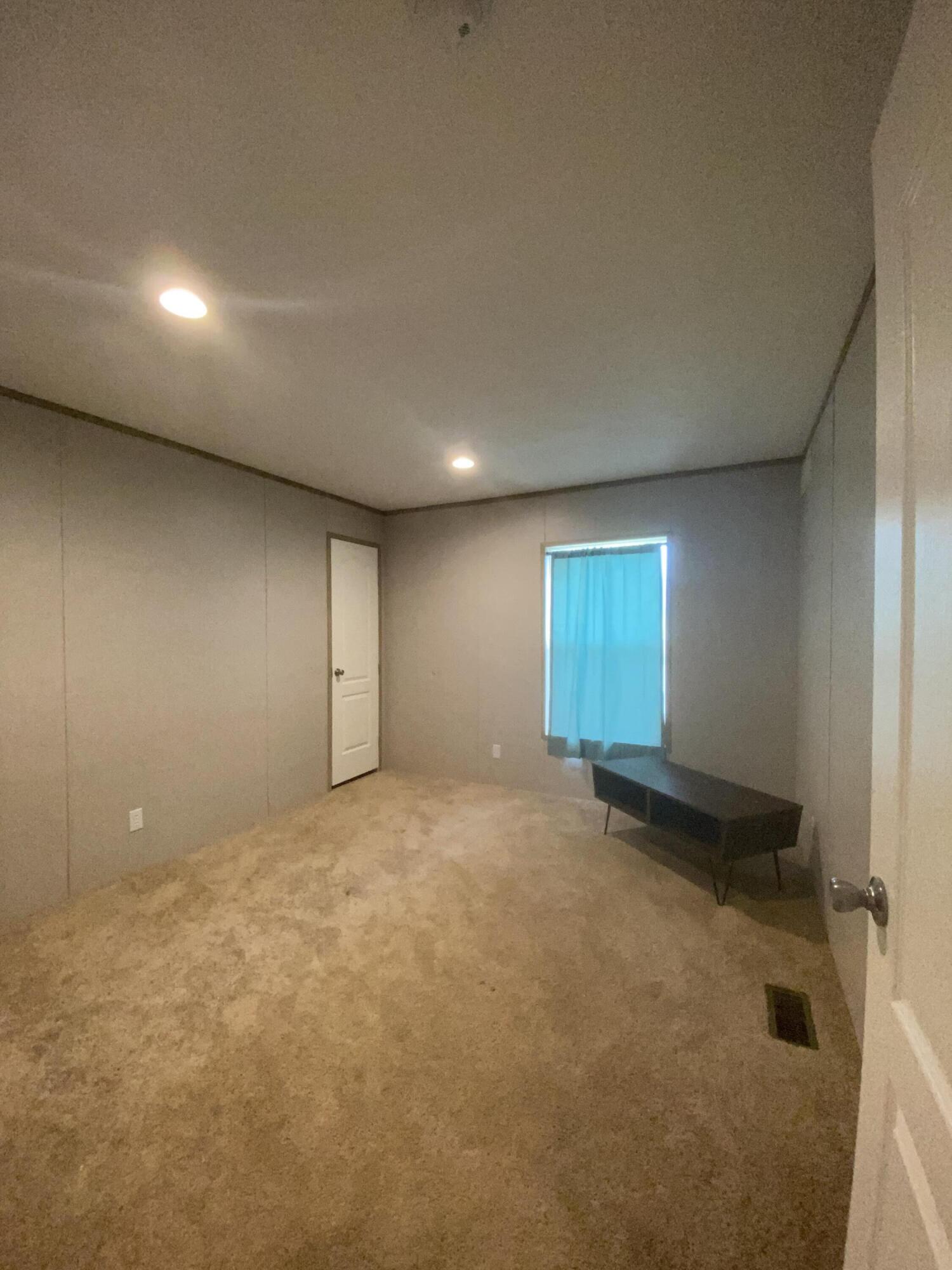 352 Bethany Road Ewing, VA 24248 - Photo 26 of 28 3B119CC5-1702-49B0-87AE-4605EC62DE7E