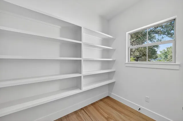 $750,000 | 218 Ellebracht Drive, Fredericksburg, TX 78624