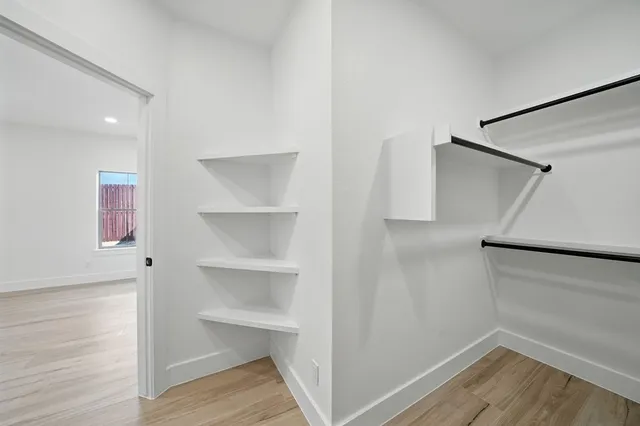 $750,000 | 218 Ellebracht Drive, Fredericksburg, TX 78624