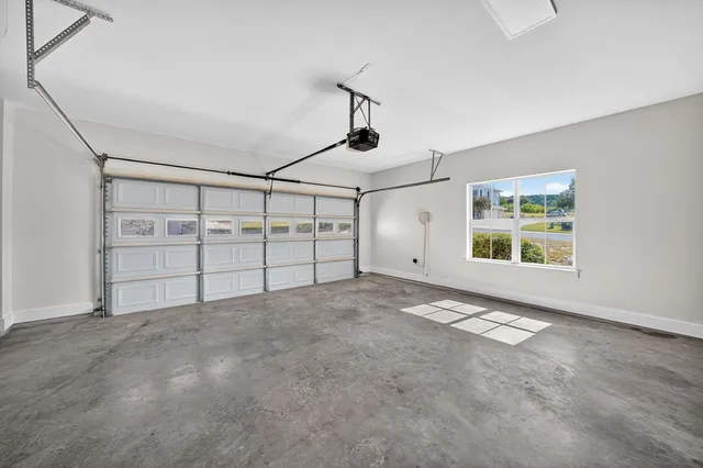 $750,000 | 218 Ellebracht Drive, Fredericksburg, TX 78624