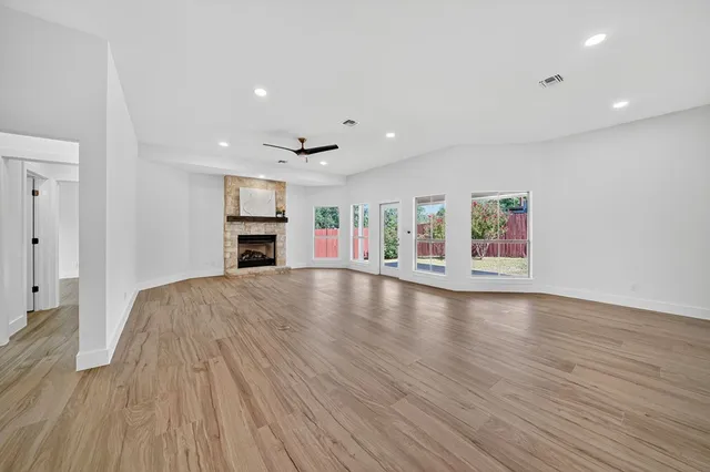 $750,000 | 218 Ellebracht Drive, Fredericksburg, TX 78624