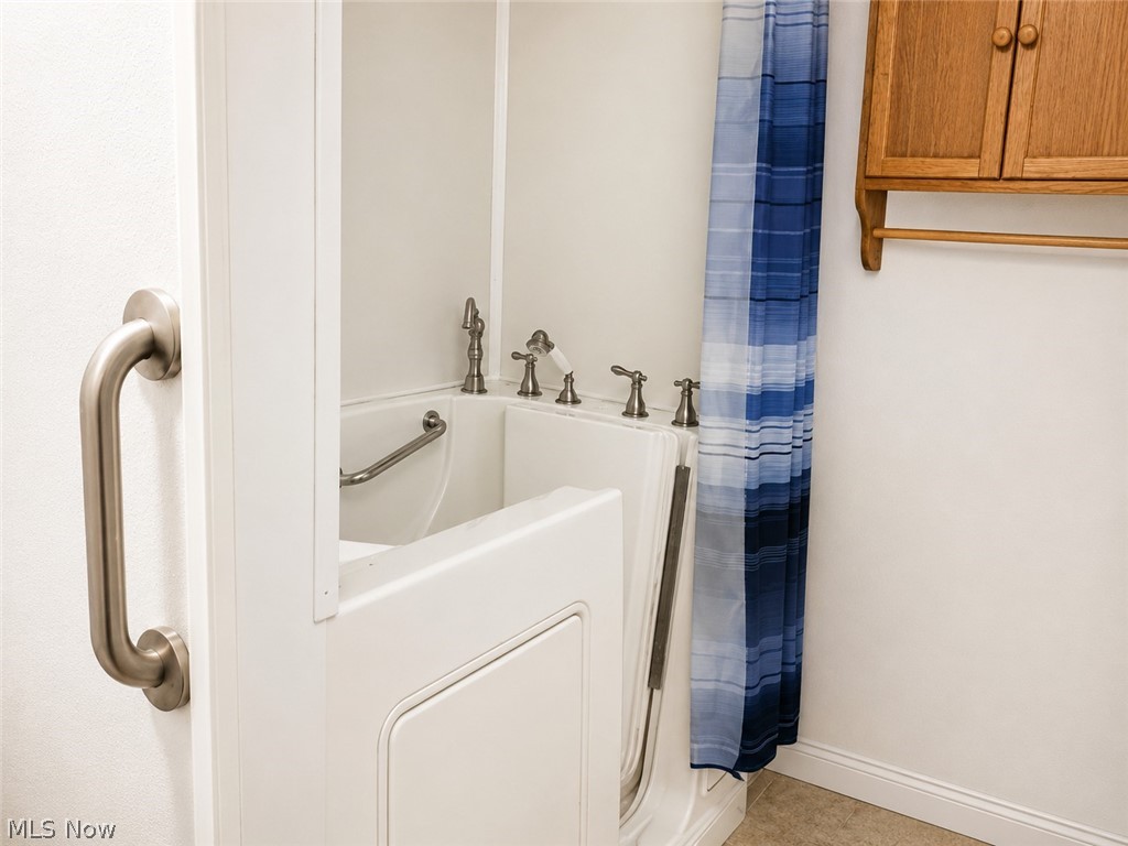 2700 Core Road Parkersburg, WV 26104 - Photo 9 of 16