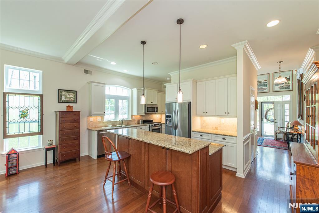 2 Harrison Way Mount Arlington, NJ 07856 - Photo 10 of 42