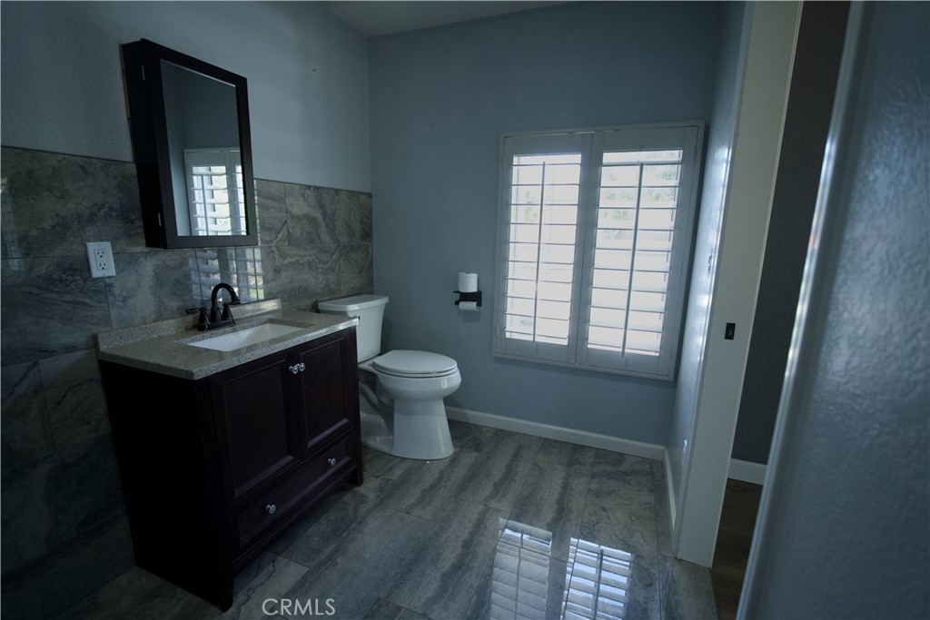 2770 Ladera Road San Bernardino, CA 92405 - Photo 12 of 23