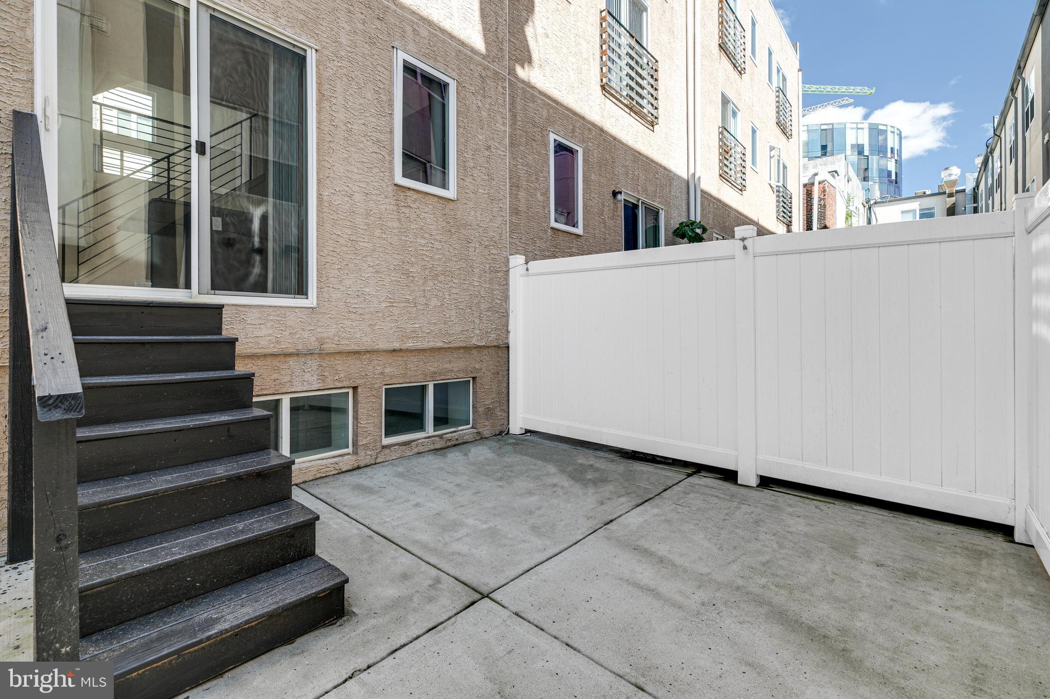 228 West George Street, Unit 218 Philadelphia, PA 19123 - Photo 49 of 56