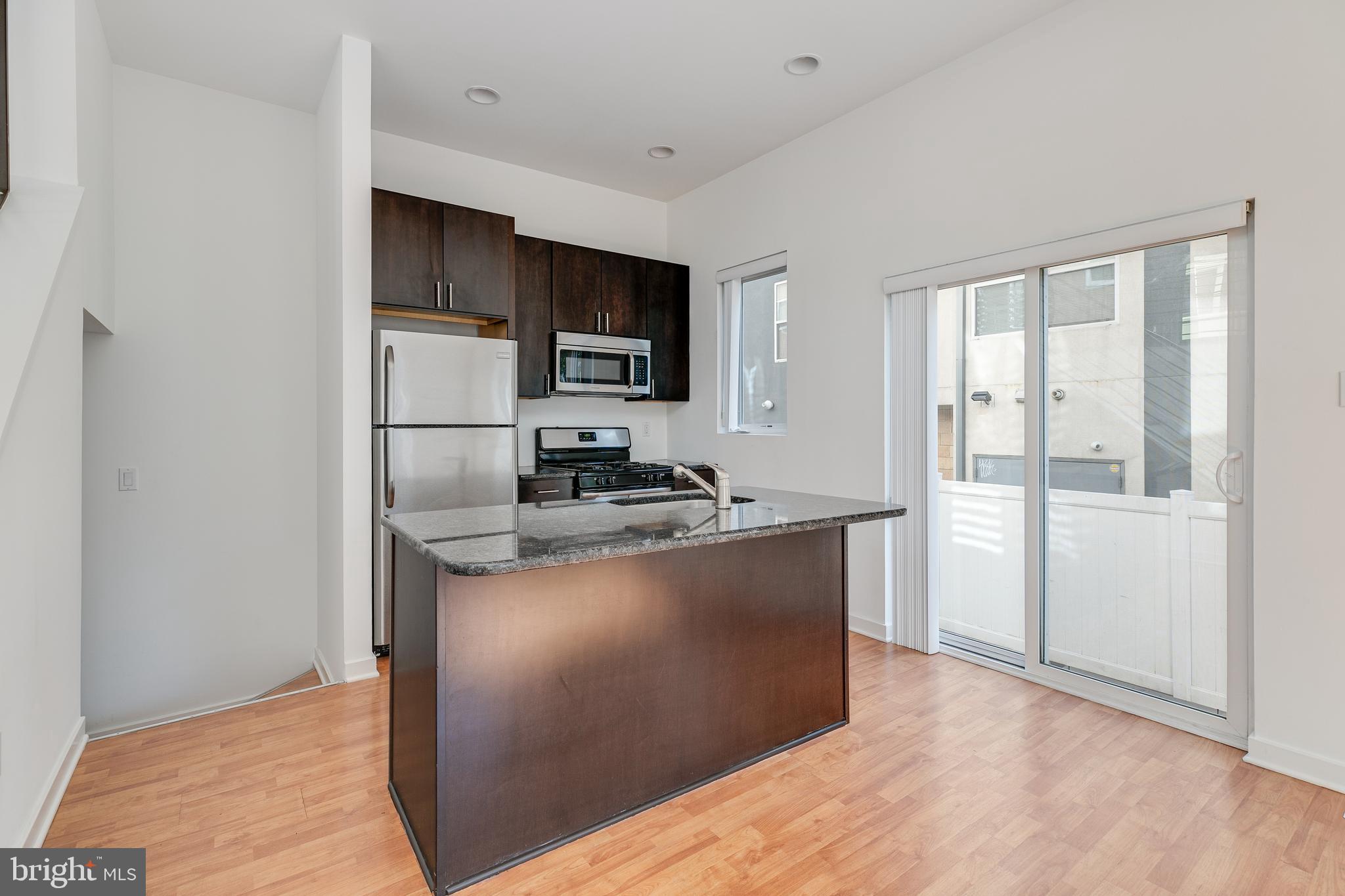 228 West George Street, Unit 218 Philadelphia, PA 19123 - Photo 9 of 56