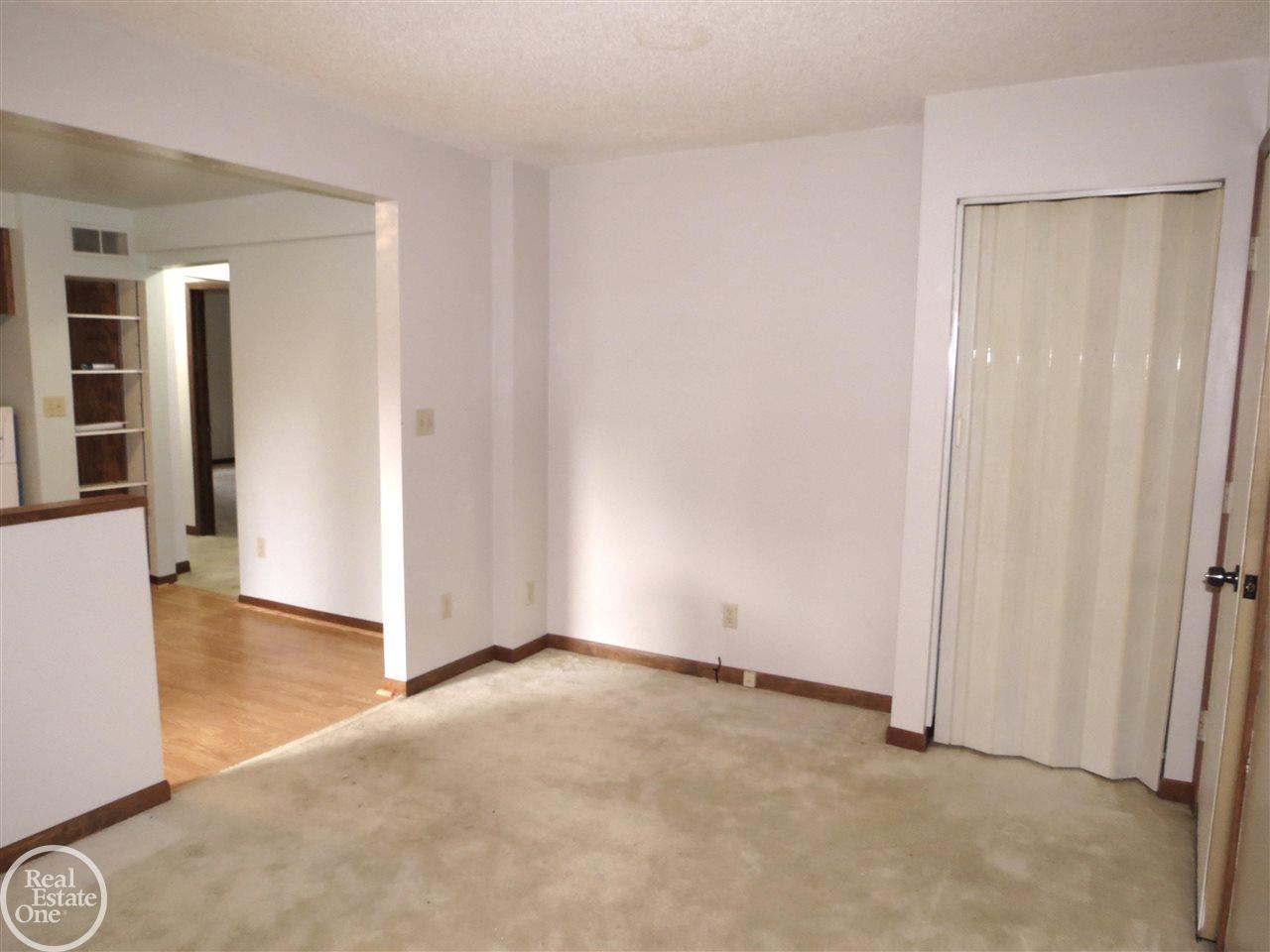 3530 Alida Avenue Rochester Hills, MI 48309 - Photo 6 of 55