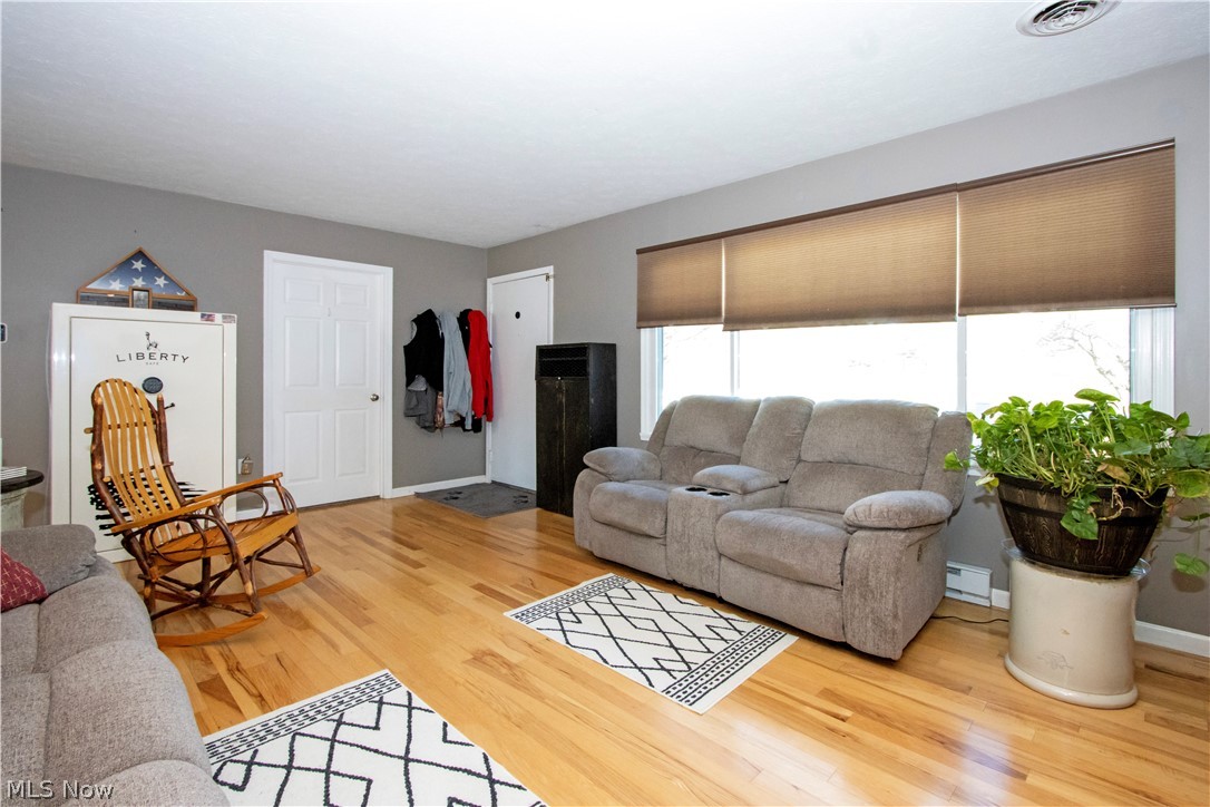 4990 Chippewa Road Medina, OH 44256 - Photo 4 of 42 Gallery Image 4