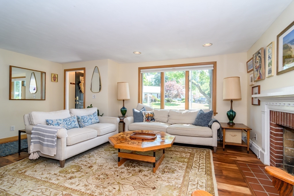 48 Beacon Street Natick, MA 01760 - Photo 3 of 24