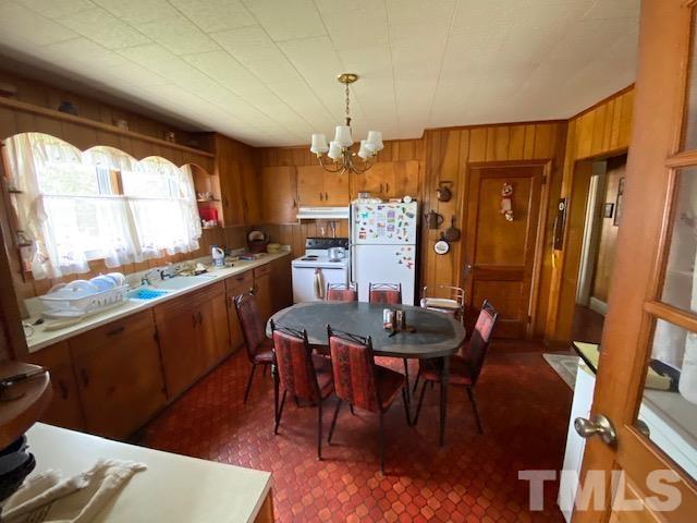 307 Edgar Street Roxboro, NC 27573 - Photo 3 of 9