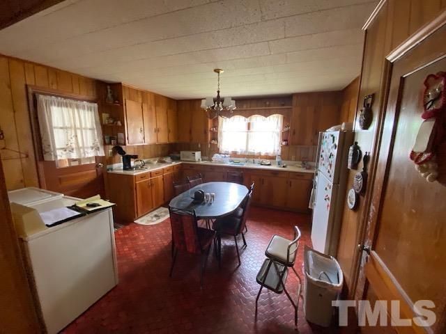 307 Edgar Street Roxboro, NC 27573 - Photo 4 of 9