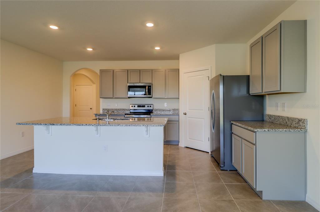 8934 Forge Breeze Loop Wesley Chapel, FL 33545 - Photo 16 of 50