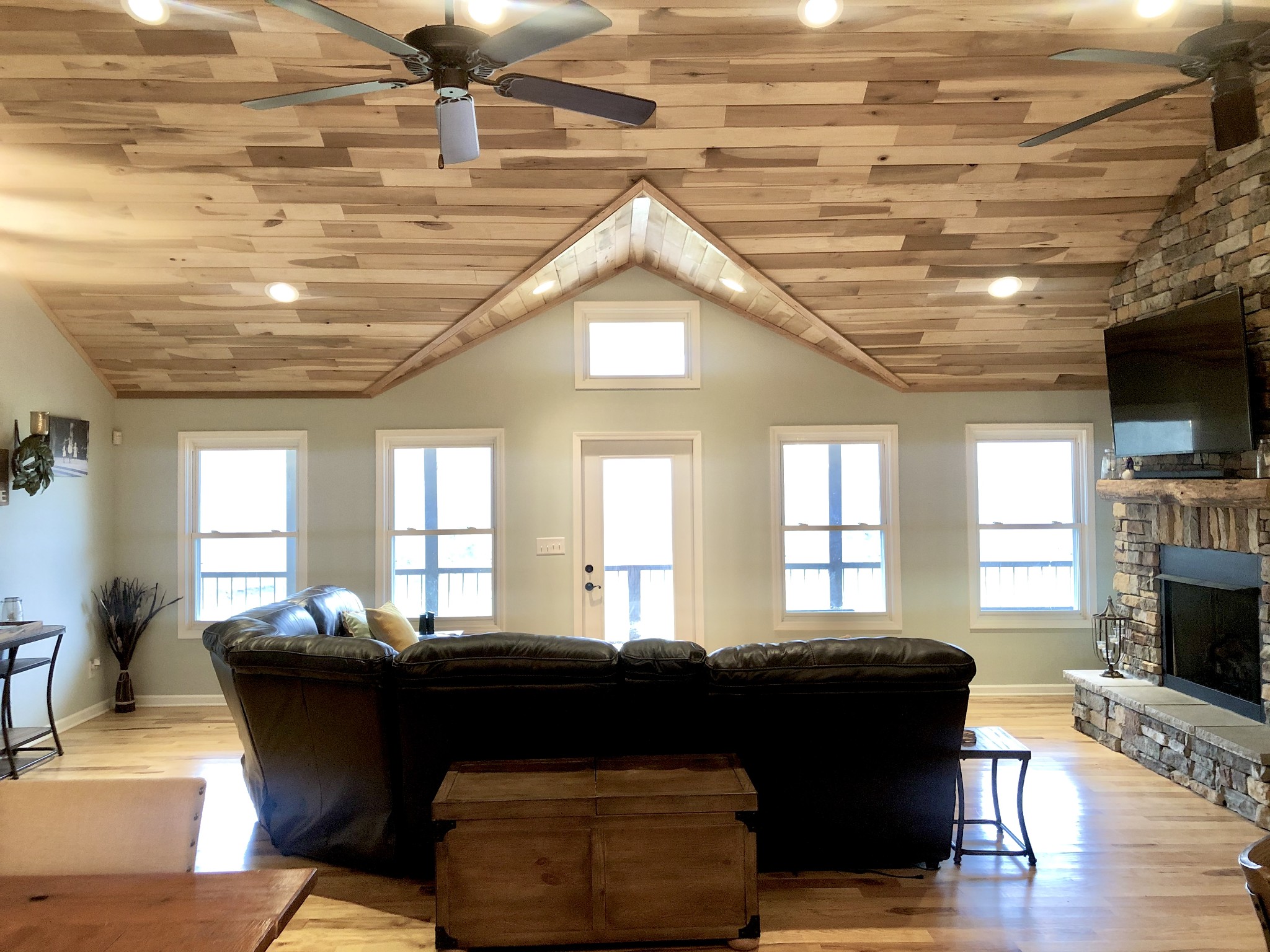 165 Deep C Lane Tennessee Ridge, TN 37178 - Photo 15 of 32 Gallery Image 15
