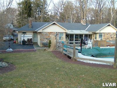 41 Bridle Path Road Bethlehem, PA 18017 - Photo 2 of 11 Gallery Image 2