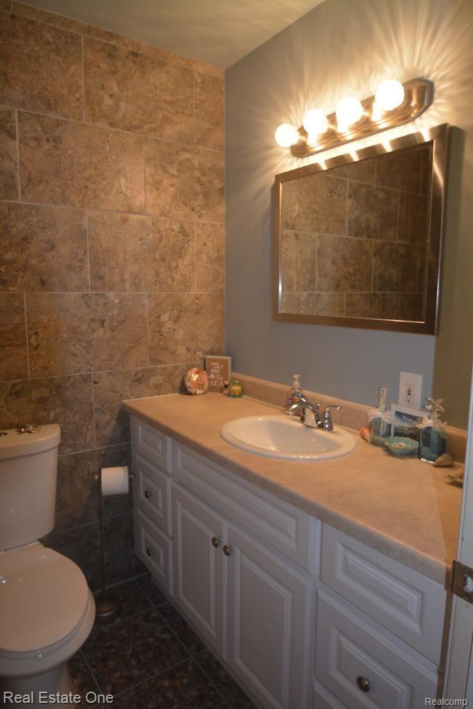3290 Melvin Avenue Rochester, MI 48307 - Photo 9 of 33 14-DSC_9457.jpg